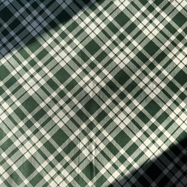 Emballage en tissu carreauté